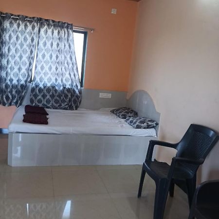 Konkan Kinara Holyday Home Stay Vihour Dış mekan fotoğraf